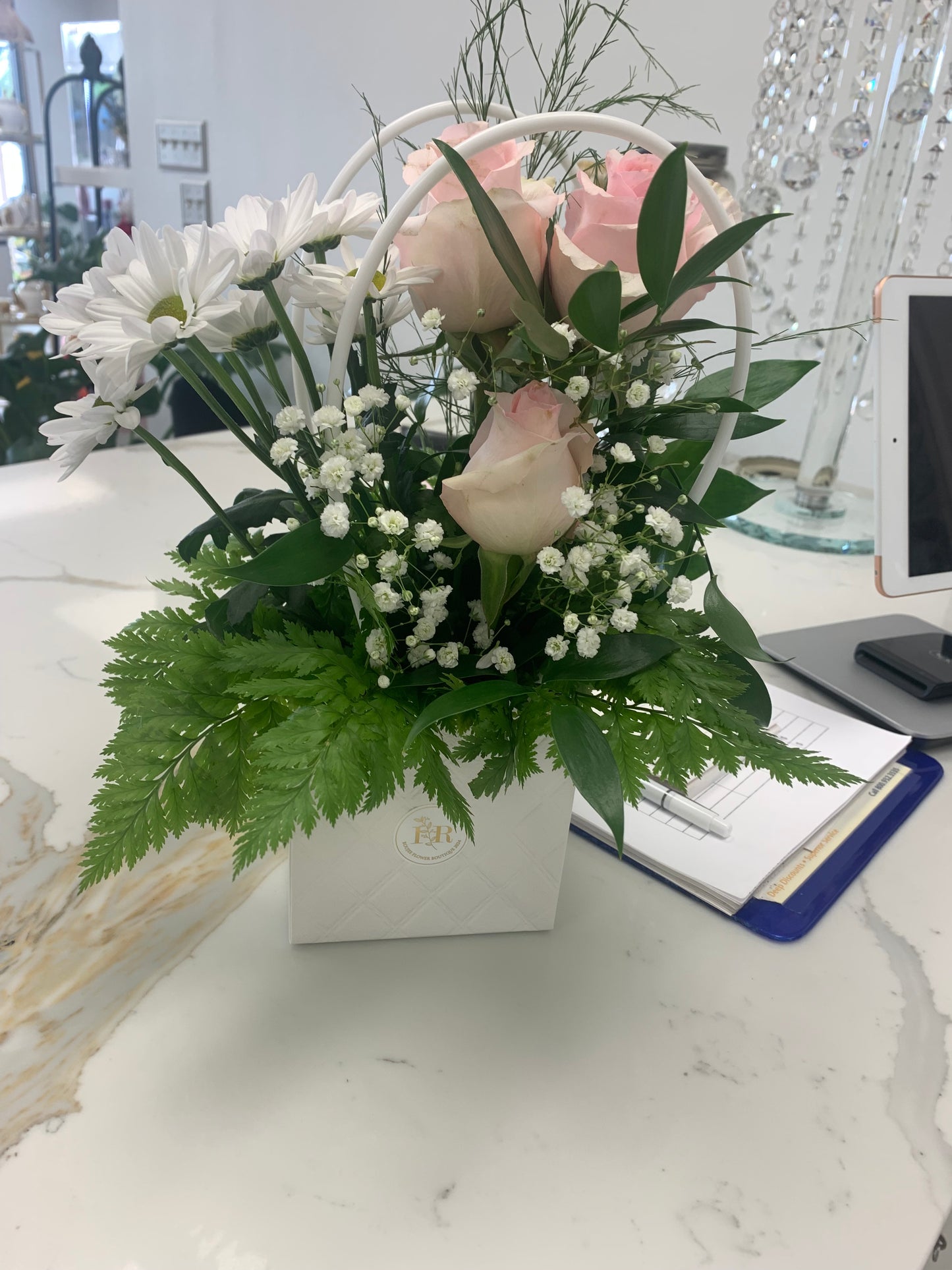 SMALL BAG WITH ROSES